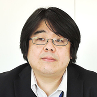 堀野 友之 氏