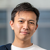 星野 亮 氏