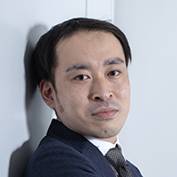 岩田 晃久 氏